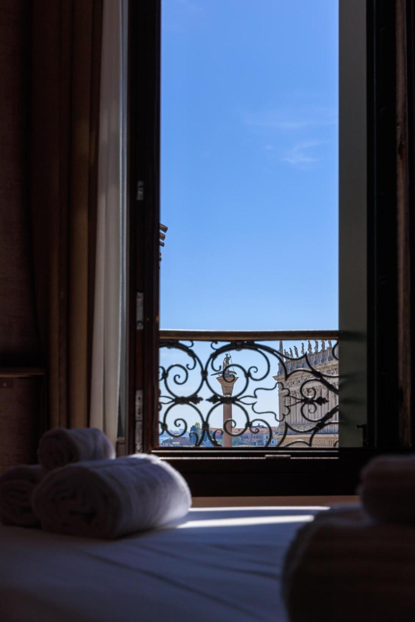 286 Piazza San Marco Hotel Veneţia Exterior foto